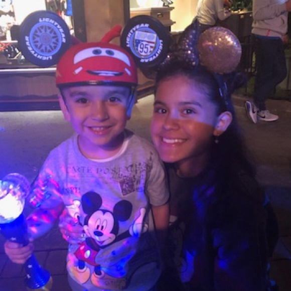 Meet your Posher, Stephanie - Picture 1 of 1